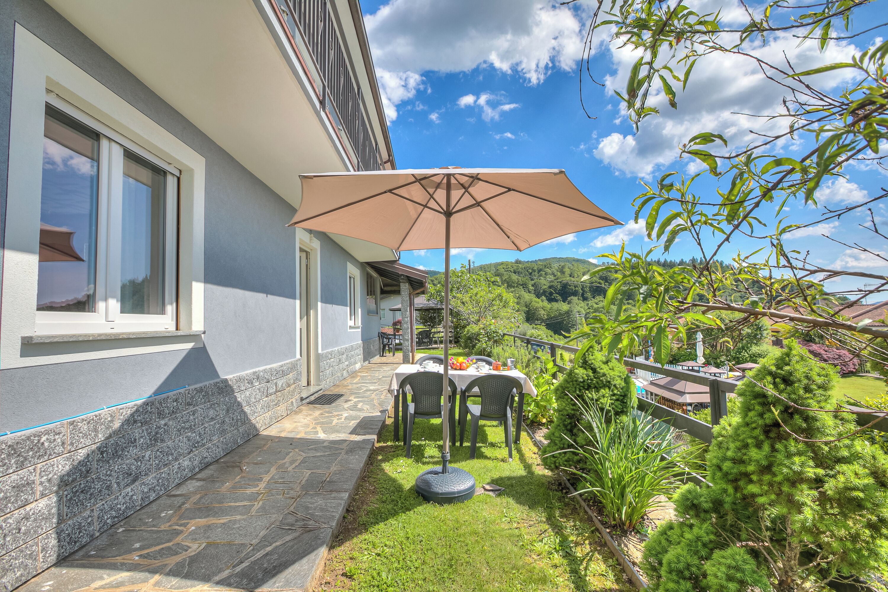 Family Apartment, Multiple Bedrooms, Mountainside (Zio Enry Terrace Apartment Orta Lake) | Outdoor dining