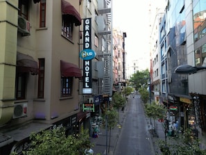 Exterior - GRAND ONUR HOTEL ŞİŞLİ (Istanbul)