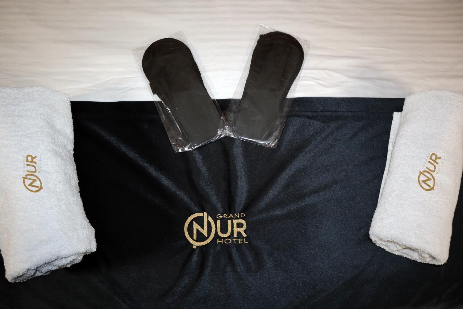 Basic Room | In-room safe, blackout drapes, soundproofing, iron/ironing board