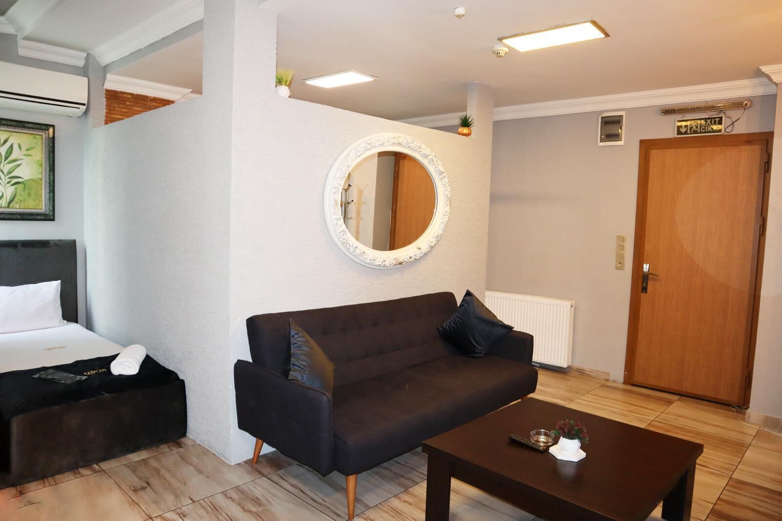 Family House | Living area | Flat-screen TV