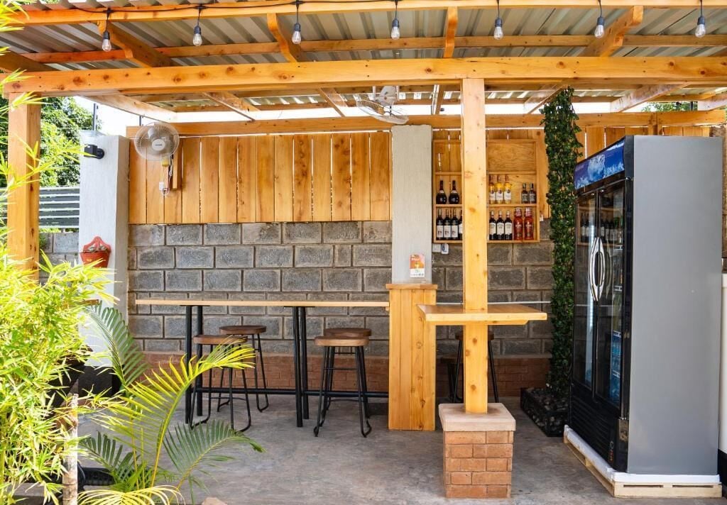Poolside bar