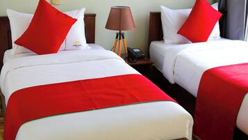 Standard Twin Room | Desk, free WiFi, bed sheets