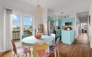 Dining - Golf Cart Included, Private Pool - Seahorse (Port Aransas)