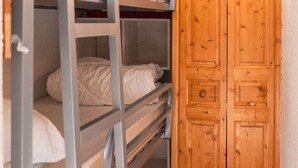 2 bedrooms - Cozy Apartment in Val Thorens - 4 pers - Balcony - Near Slopes (Val Thorens)