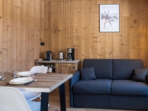 Uklassifisert bilde, 4 av 10, knapp