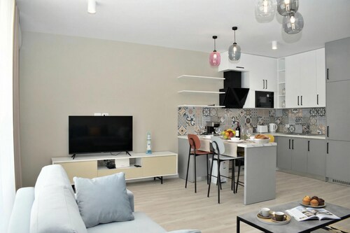 White Moon Apartments