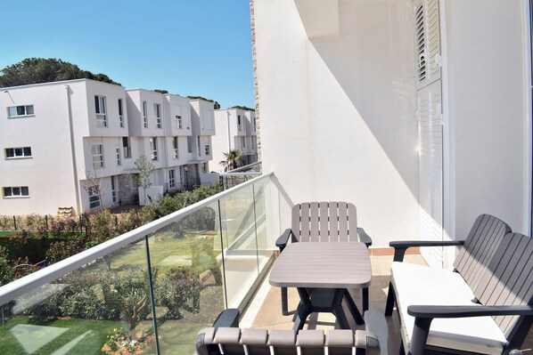 Appartement Standard, plusieurs chambres (White Moon Apartment 301) | Terrain de l’hébergement 