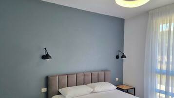 Appartamento Standard, camere multiple (White Moon Apartment 301) | 1 camera, Wi-Fi gratuito, lenzuola