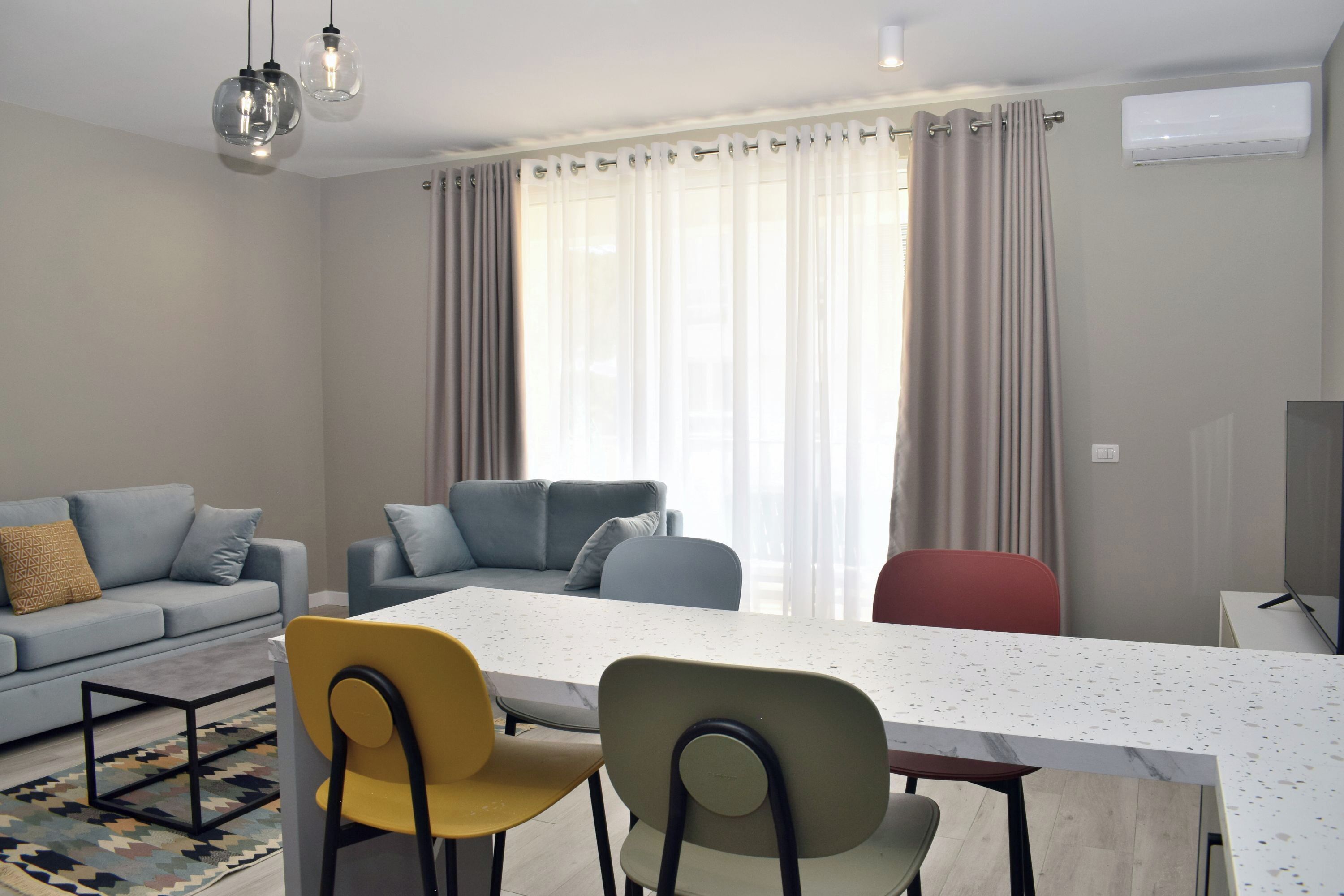 Standard Apartment, Multiple Bedrooms (White Moon Apartment 301) | Living area | 21-inch flat-screen TV with cable channels