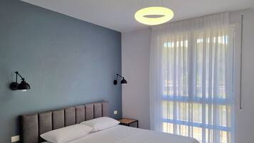 1 bedroom, free WiFi, bed sheets