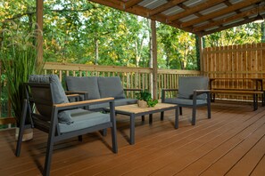 Property grounds - Cozy Bungalow Near Silver Dollar City and Table Rock Lake, Branson (Branson)