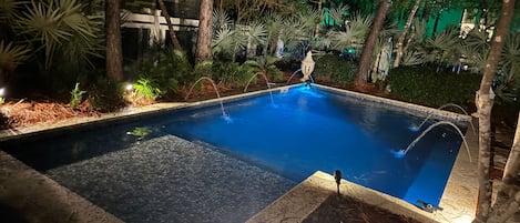 Beheizter Pool