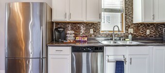 Minneapolis Family Home < 6 Mi to Boom Island Park