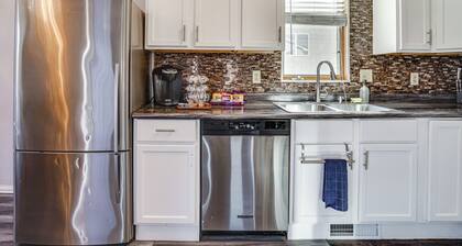 Minneapolis Family Home < 6 Mi to Boom Island Park