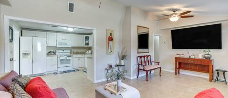 House (3 Bedrooms) | Front of property
