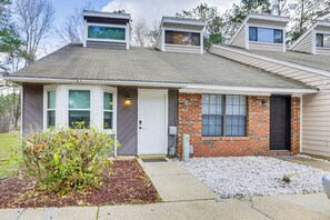 Apartment (2 Bedrooms) | Interior - Updated Tallahassee Townhome: 3 Mi to Downtown! (Tallahassee)