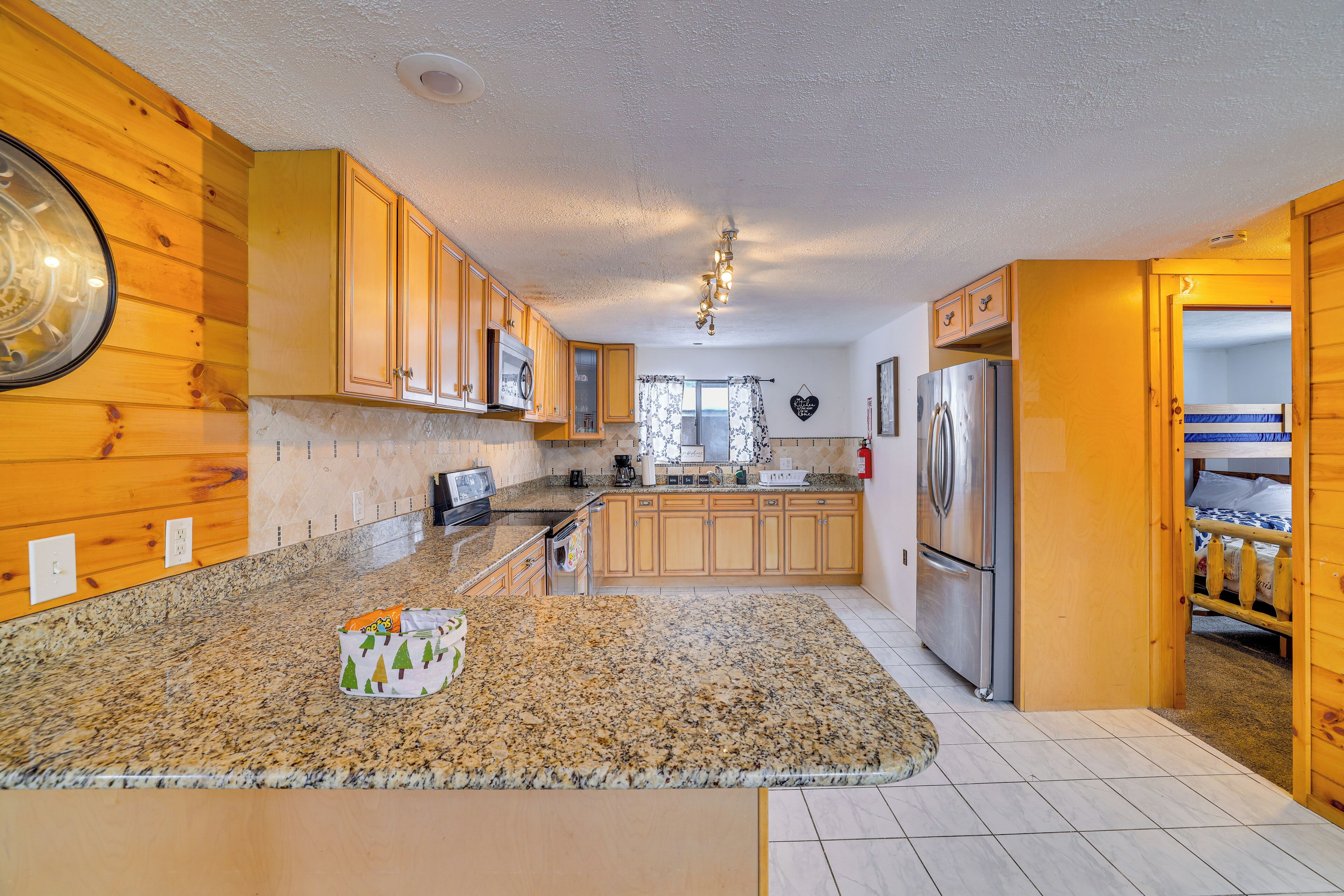 Rumah (6 Bedrooms) | Interior