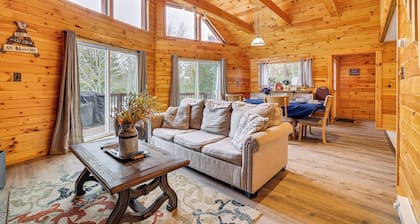 Hot Tub & Fire Pit: Lakefront Cabin in White Haven