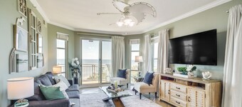 Gulfport Oceanfront Vacation Rental: Walk to Beach