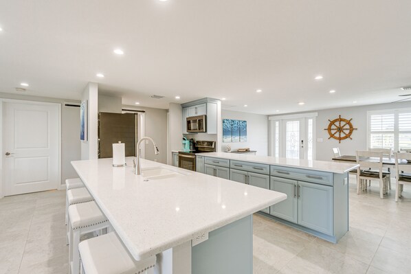 House (3 Bedrooms) | Private kitchen - Englewood Vacation Rental ~ 2 Mi to Beach! (Englewood)