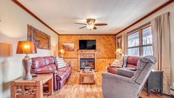 House (3 Bedrooms) | Front of property