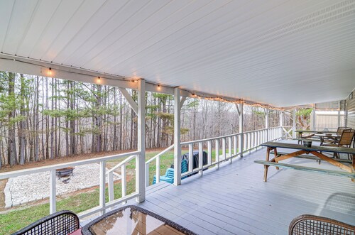 Monticello Home w/ Deck & Fire Pit < 1 Mi to Water