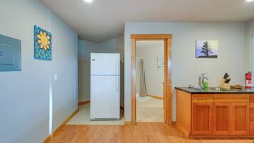 Apartment (0 Bedroom) | Interior