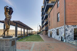 Apartment (0 Bedroom) | Interior - Downtown Lynchburg Condo w/ James River Views (Lynchburg)