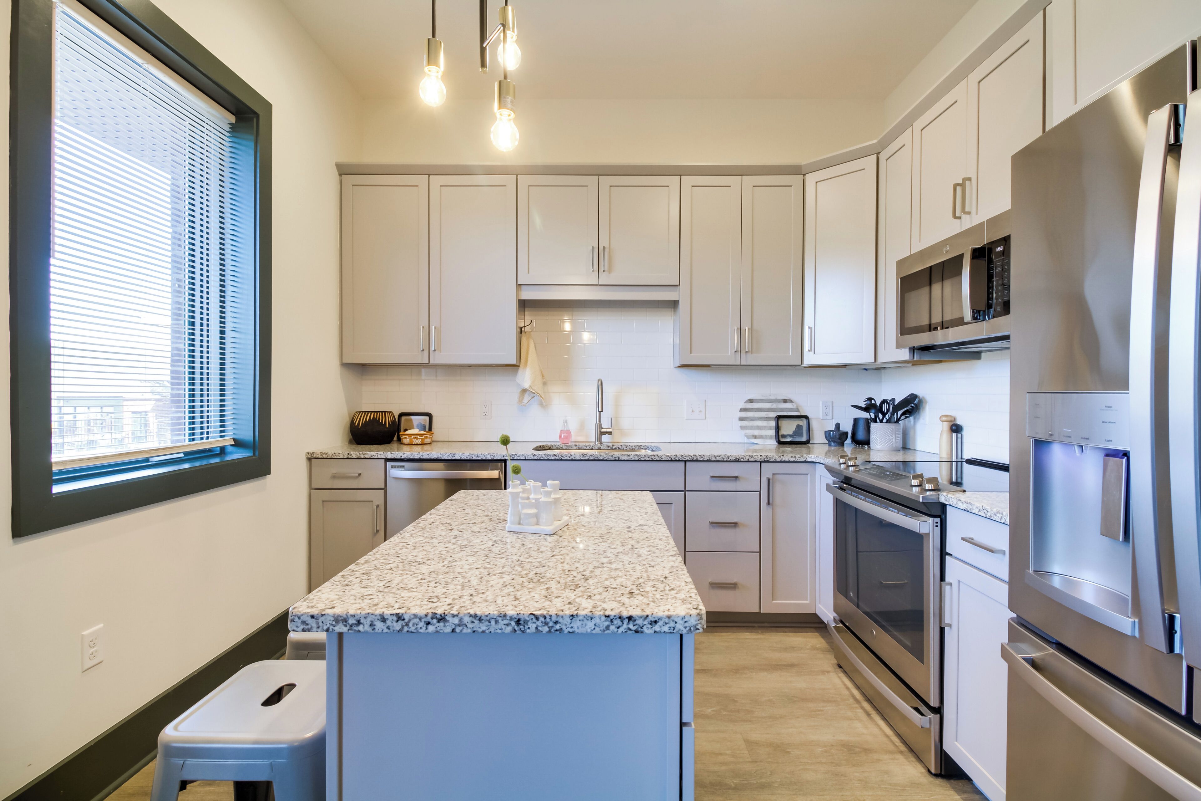 Apartment (0 Bedroom) | Interior