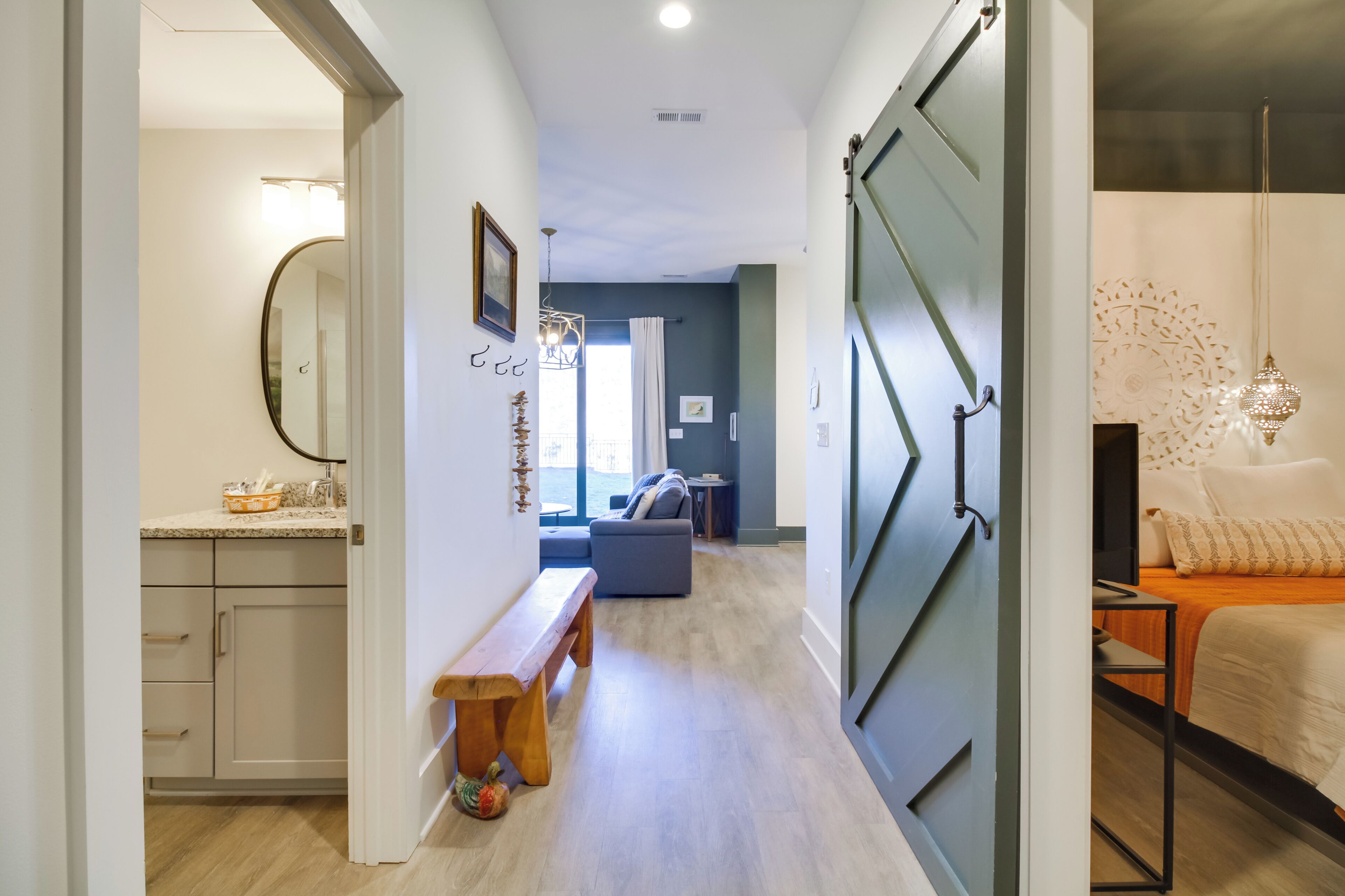 Apartment (0 Bedroom) | Interior