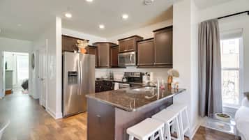 Apartment (1 Bedroom) | Interior