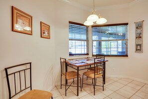 Talo (3 Bedrooms) | Sisätilat