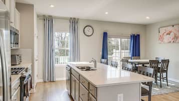 Apartment (3 Bedrooms) | Interior