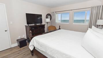 Condo, 1 Bedroom | 1 bedroom, iron/ironing board, free WiFi