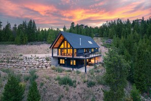 Chalet, 3 Bedrooms | Exterior