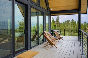 Chalet, 3 makuuhuonetta | Terassi/patio