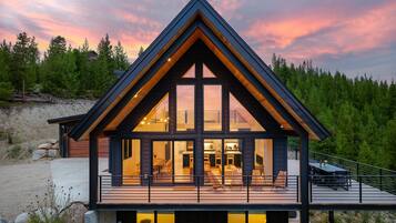 Chalet, 3 Bedrooms | Exterior