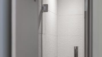 Studio | Bathroom