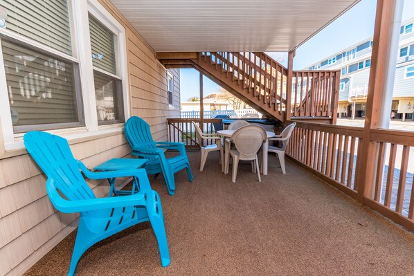 屋外ダイニングエリア