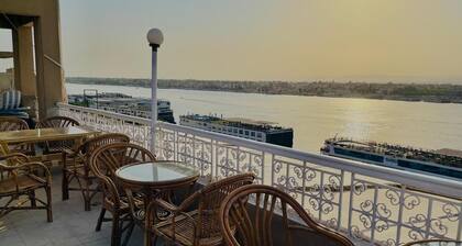 Merryland Hotel Luxor