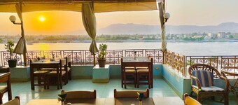 Merryland Hotel Luxor