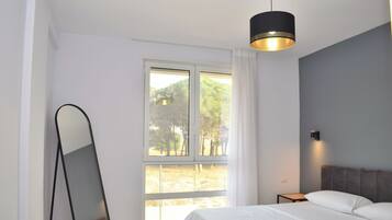 1 bedroom, free WiFi, bed sheets