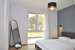 1 bedroom, free WiFi, bed sheets