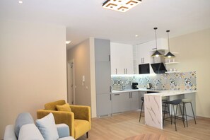 스탠다드 아파트, 침실 1개, 발코니 (Pastel Apartment) | 거실 공간