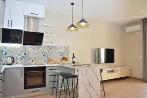 Appartement Standard, plusieurs chambres (Pastel Apartment) | Cuisine privée