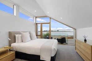 3 Schlafzimmer, Schreibtisch, Bügeleisen/Bügelbrett, kostenloses WLAN