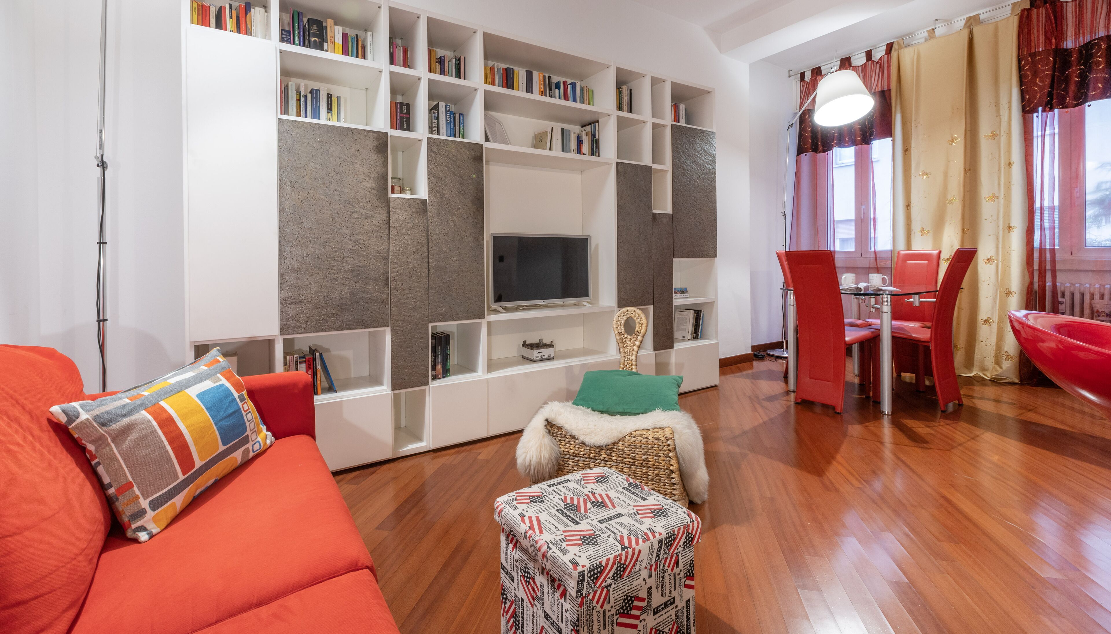 TV connectée de 55 pouces avec chaînes par satellite