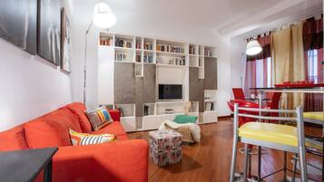 Apartment (1 Bedroom) | Interior