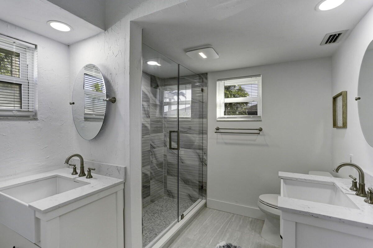 Photo 20 of Newly Renovated 4 bedroom, 3 bathroom home less than 1 mile to the beach