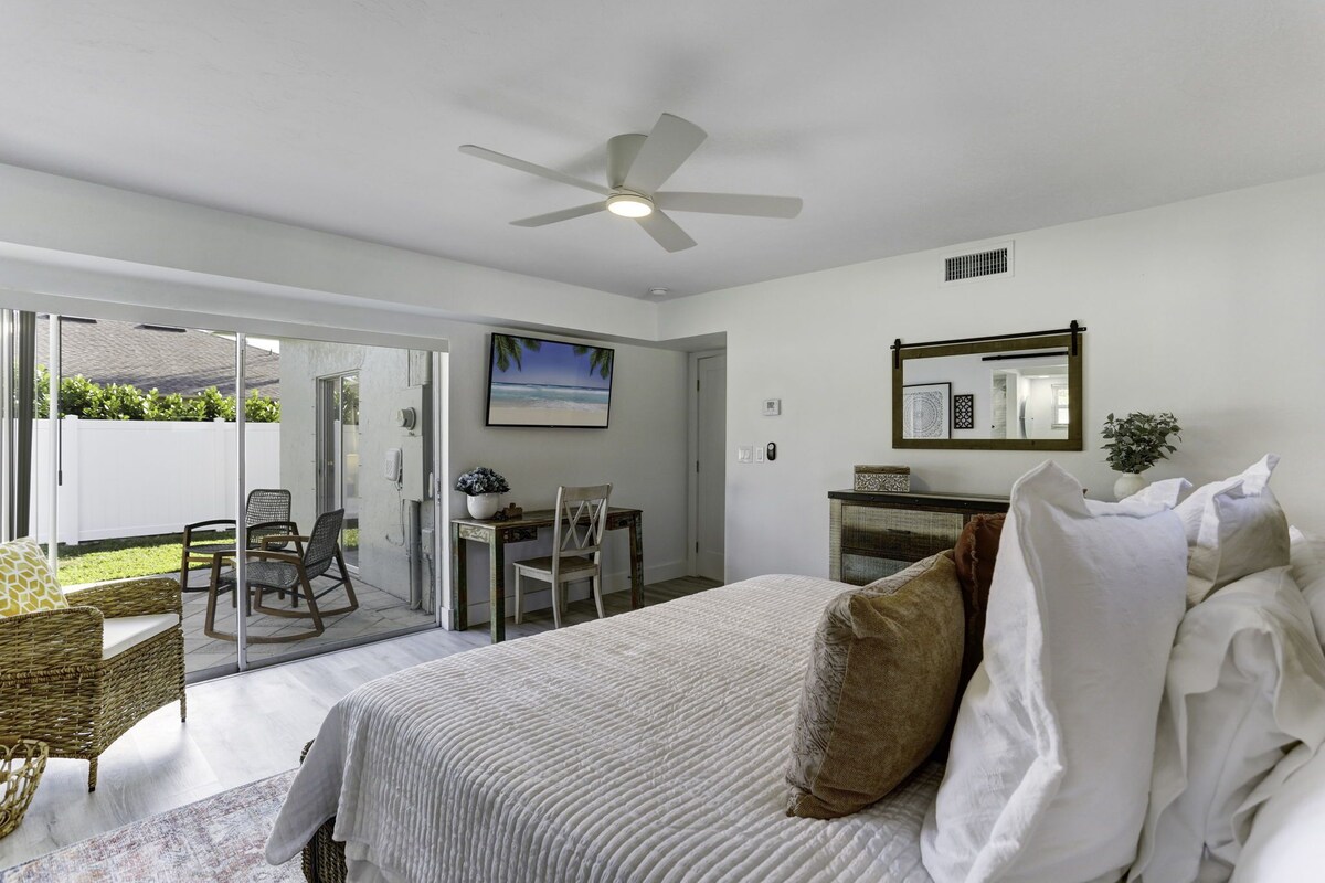 Photo 23 of Newly Renovated 4 bedroom, 3 bathroom home less than 1 mile to the beach